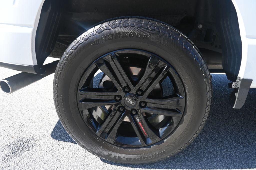 Ford F-150 photo 22