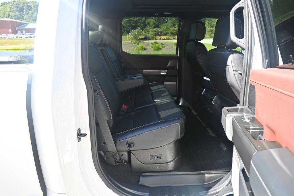 Ford F-150 photo 14