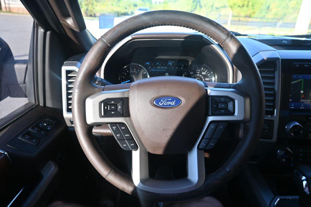 Ford F-150 photo 6