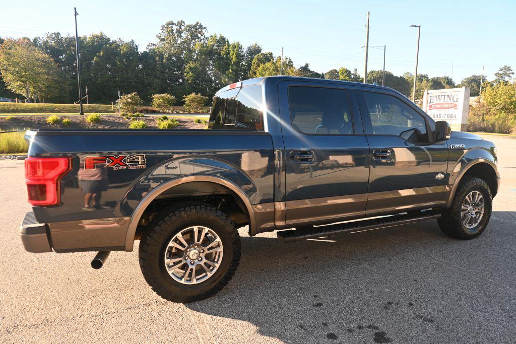 Ford F-150 photo 2