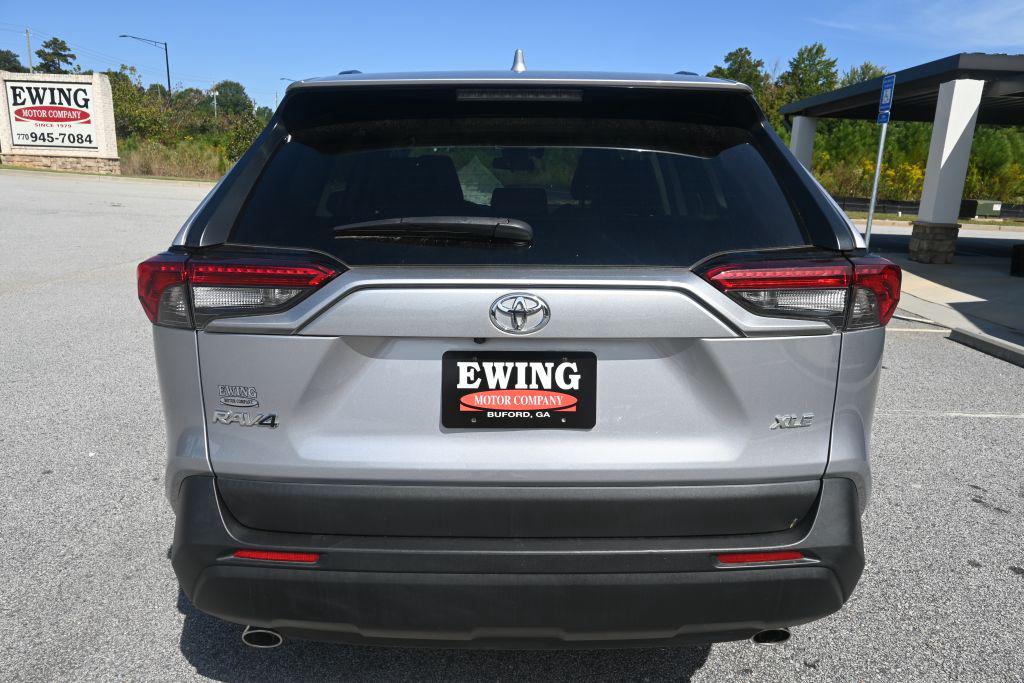 2023 Toyota RAV4 XLE Premium - Photo 19