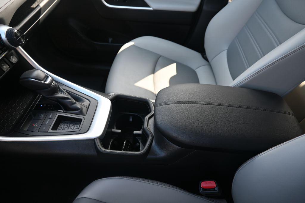 2023 Toyota RAV4 XLE Premium - Photo 10