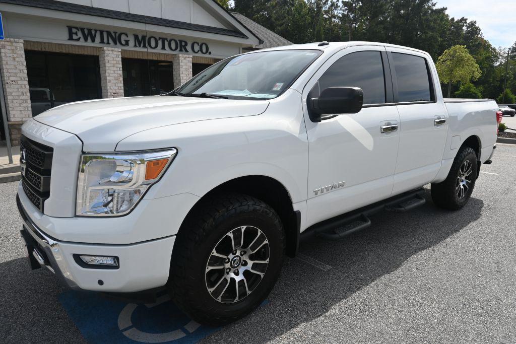 2021 Nissan Titan