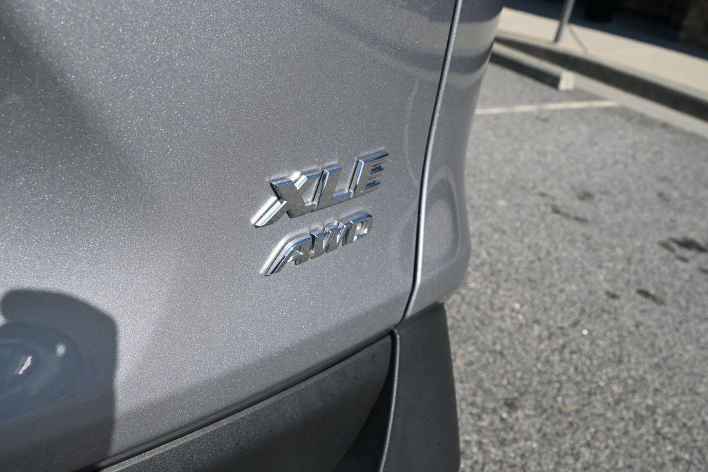 Toyota RAV4 photo 16