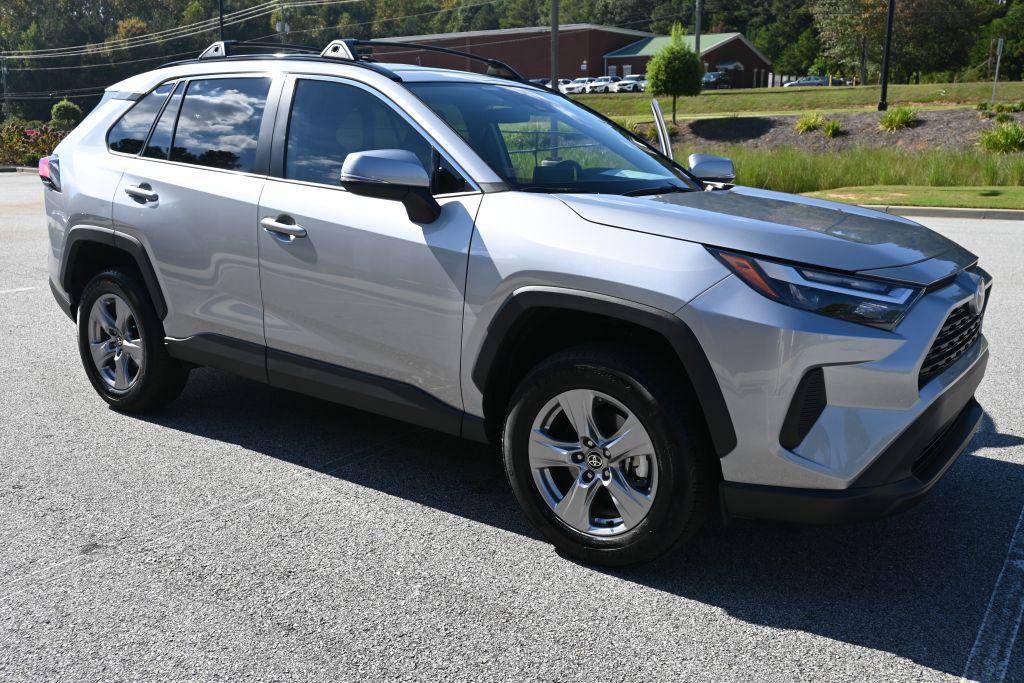 Toyota RAV4 photo 12